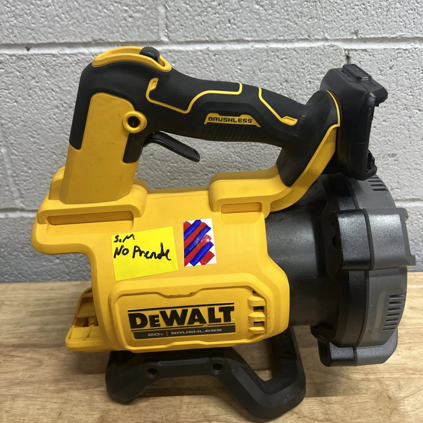 PARTS NOT WORKING Dewalt DCBL722B 20V Brushless Cordless Handheld Blower LOT 4095